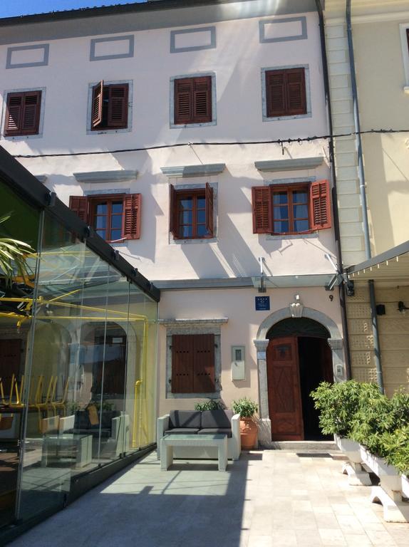Вилла Il Palazzo Волоско Экстерьер фото